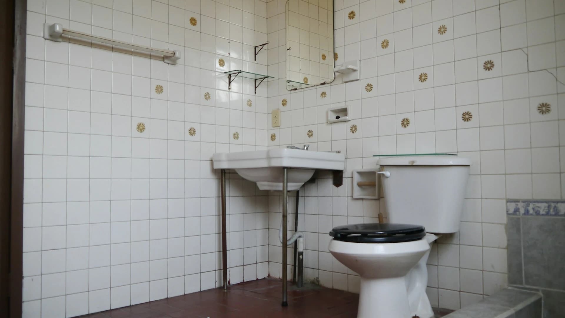 Rørlegger installerer sanitærutstyr i Hamar – Trampe-Kindt Rør og Eiendomsservice